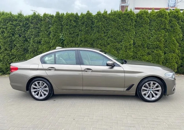 BMW Seria 5 cena 139900 przebieg: 129000, rok produkcji 2018 z Płock małe 232